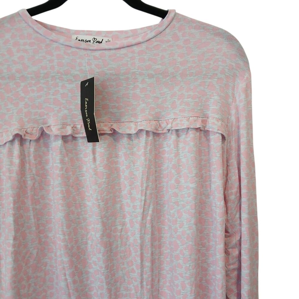 Emerson Road Womens Leopard Spotted Pajama Shirt Gray Pink Size Medium NWT Soft - Picture 3 of 11